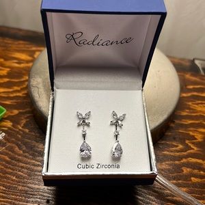 NIB Radiance butterfly drop earrings
